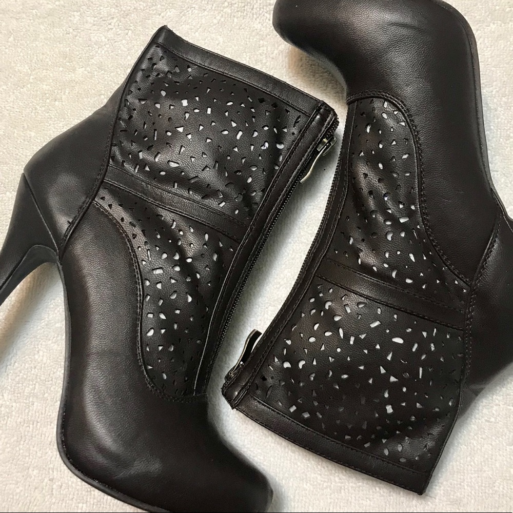 Vegan Cut Out Heeled Ankle Boots 5.5 Jelly Pop - Picture 2 of 5